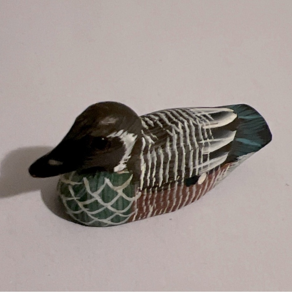 Solid Wood Small Mini Duck Folk Art Display Decoy 3D Vintage
